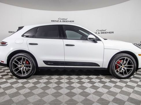 Used 2023 Porsche Macan S AWD/4WD image 3