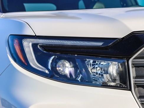 Certified 2023 Honda Passport TrailSport image 12