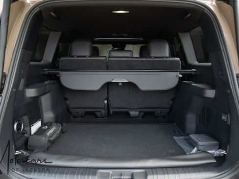 Used 2026 Lexus GX 550 AWD/4WD image 11