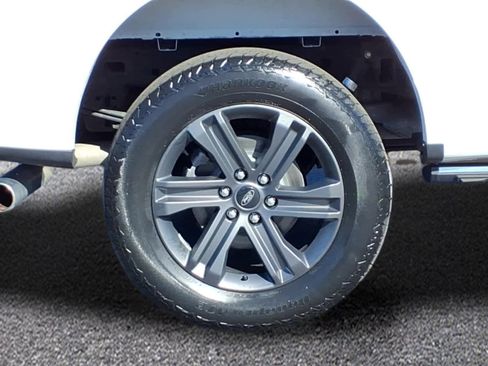 Used 2023 Ford F150 Lariat w/ Equipment Group 502A High AWD/4WD image 3