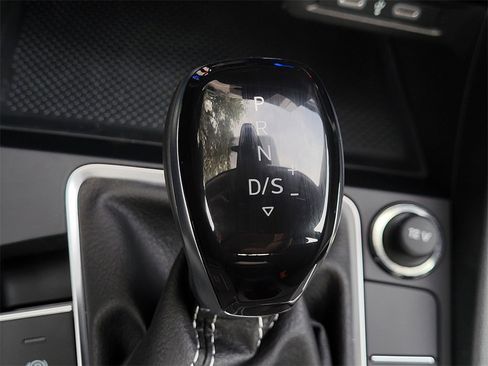 New 2025 Volkswagen Jetta S image 17