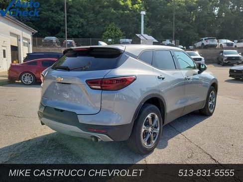 Used 2025 Chevrolet Blazer LT AWD/4WD image 5