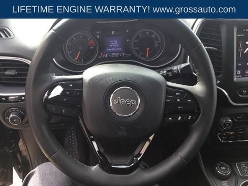 Used 2023 Jeep Cherokee Altitude Lux AWD/4WD image 25