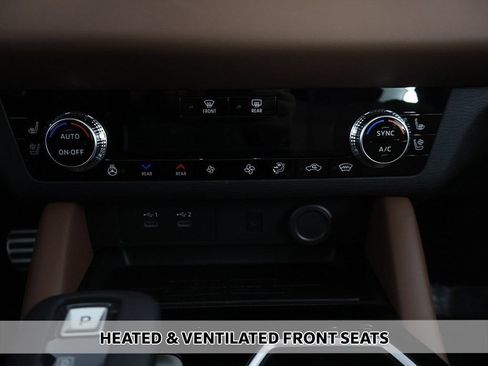 Used 2025 Mitsubishi Outlander SEL AWD/4WD image 9