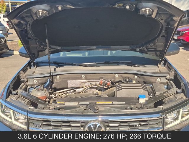 Used 2021 Volkswagen Atlas SEL R-Line w/ Atlas Adventure Package AWD/4WD image 25