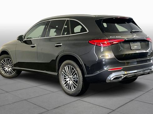 Used 2026 Mercedes-Benz GLC 300 4MATIC image 3