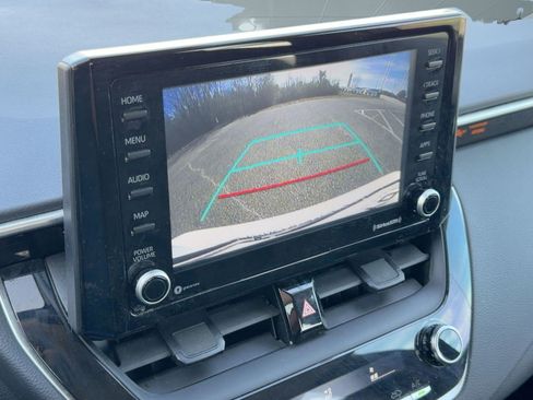 Used 2022 Toyota Corolla LE image 24