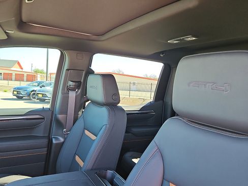 New 2026 GMC Sierra 1500 AT4 w/ Technology Package image 14
