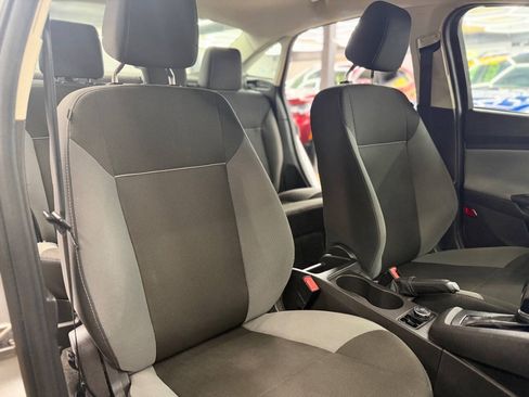 Used 2013 Ford Focus S FWD image 7