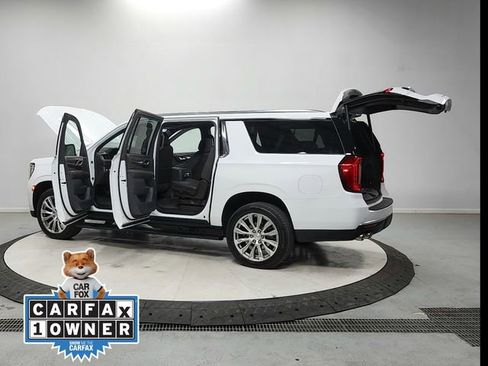 Used 2023 GMC Yukon XL Denali AWD/4WD image 13