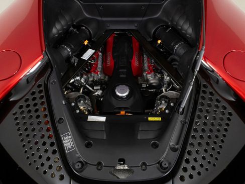 Used 2023 Ferrari SF90 Stradale image 20