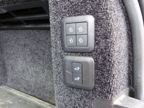 Used 2018 Land Rover Range Rover Supercharged AWD/4WD image 37
