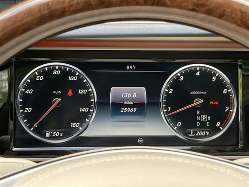 Used 2015 Mercedes-Benz S 550 Sedan image 28