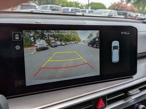 Used 2024 Kia Sorento S w/ Panoramic Sunroof Package FWD image 24