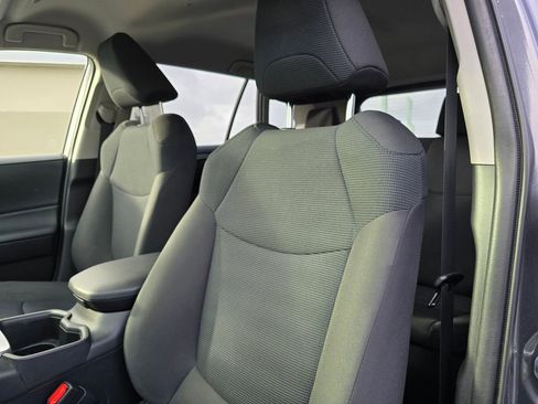 Used 2023 Toyota RAV4 LE image 24