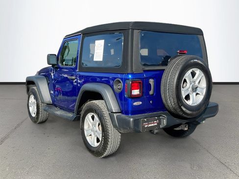 Used 2018 Jeep Wrangler Sport AWD/4WD image 5