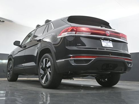 New 2026 Volkswagen Atlas Cross Sport SEL AWD/4WD image 33