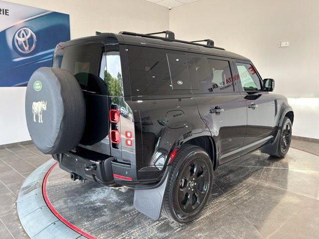 Used 2024 Land Rover Defender 110 X-Dynamic SE AWD/4WD image 7