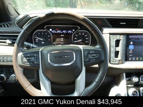 Used 2021 GMC Yukon Denali w/ Denali Premium Package image 11