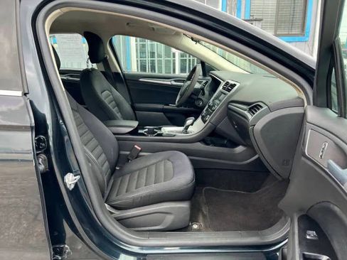Used 2014 Ford Fusion SE image 12