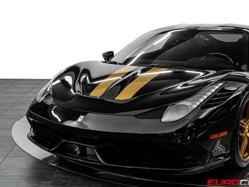 Used 2015 Ferrari 458 Speciale Coupe RWD image 14