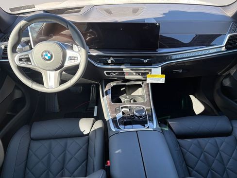 New 2026 BMW X5 xDrive40i w/ M Sport Package AWD/4WD image 10
