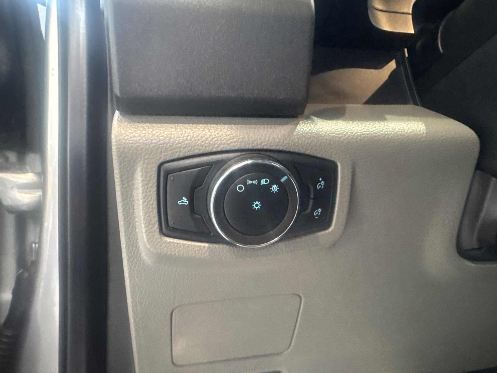 Used 2020 Ford F250 XL w/ STX Appearance Package AWD/4WD image 32