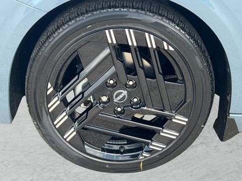 New 2026 Nissan Sentra SR FWD image 24