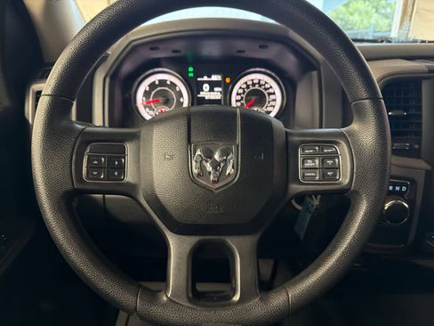 Used 2016 RAM 1500 Express image 33