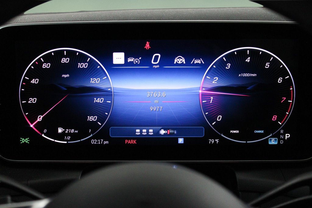 Used 2026 Mercedes-Benz GLC 300 4MATIC image 34