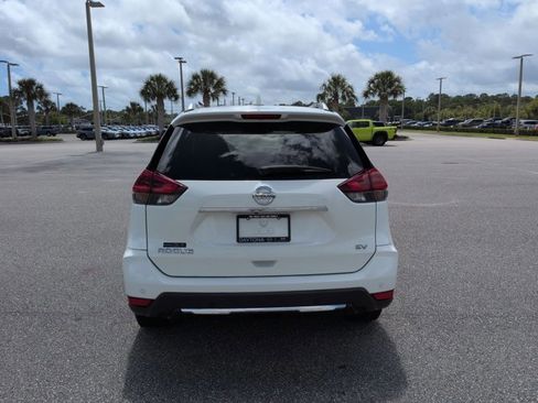 Used 2020 Nissan Rogue SV FWD image 6