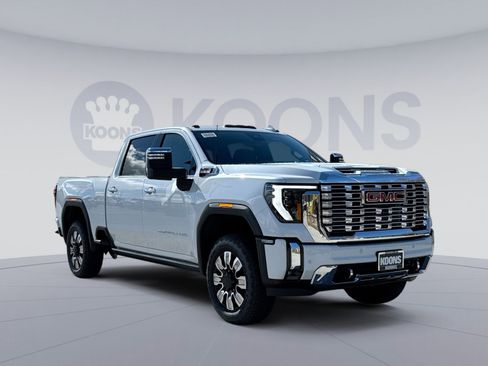 New 2026 GMC Sierra 3500 Denali w/ Denali Reserve Package image 10