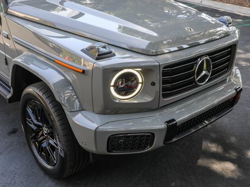 Used 2025 Mercedes-Benz G 580 w/ EQ Technology image 11