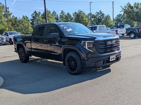 Used 2022 GMC Sierra 1500 Pro w/ Pro Value Package AWD/4WD image 2