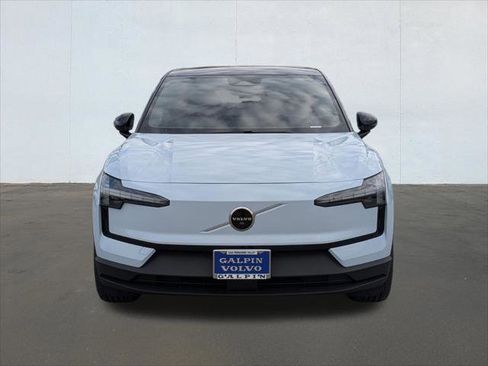 New 2026 Volvo EX30 Ultra w/ Protection Package Premier image 4