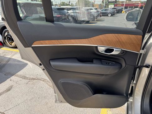 Used 2024 Volvo XC90 B5 Plus image 25
