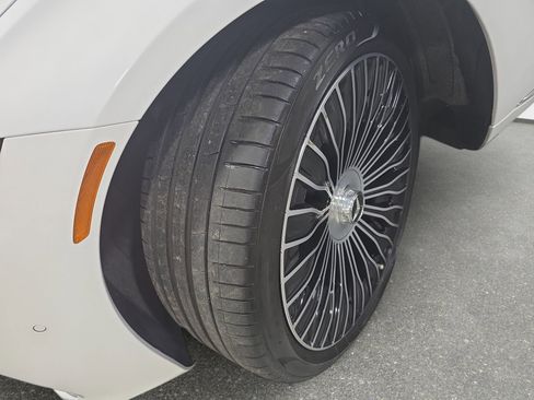 Used 2025 Mercedes-Benz Maybach S 580 4MATIC image 31