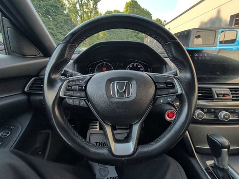 Used 2018 Honda Accord Sport image 20