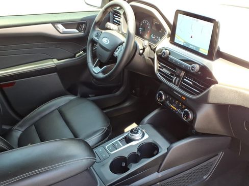 Used 2022 Ford Escape SEL FWD image 10