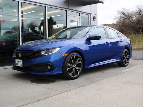 Used 2020 Honda Civic Sport image 3