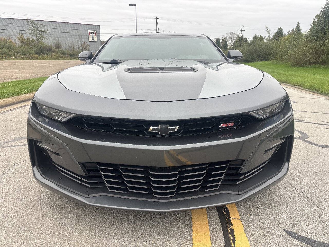 Used 2017 Chevrolet Camaro SS RWD image 2