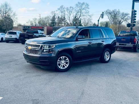 Used 2018 Chevrolet Tahoe LT image 3