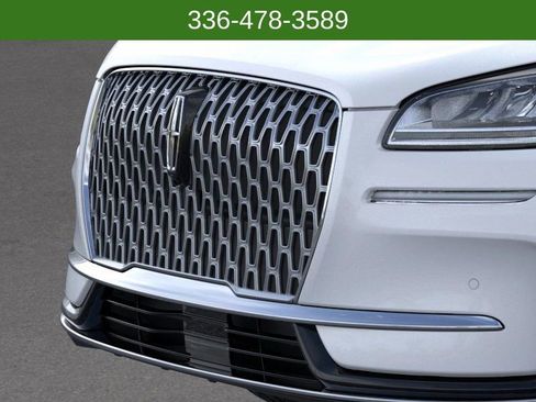 New 2026 Lincoln Corsair Premiere image 17