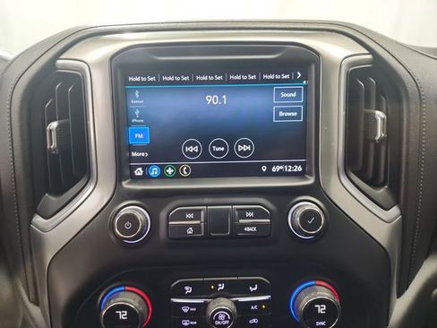 Used 2019 Chevrolet Silverado 1500 RST image 16