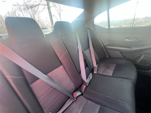 Used 2020 Nissan Sentra SR w/ Electronics Package image 27