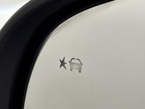 Used 2024 Buick Encore GX Preferred image 25