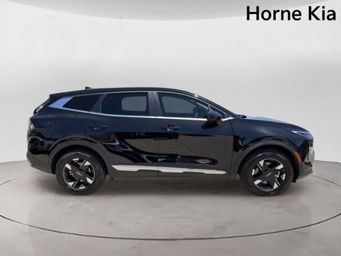 New 2026 Kia Sportage LX FWD image 3
