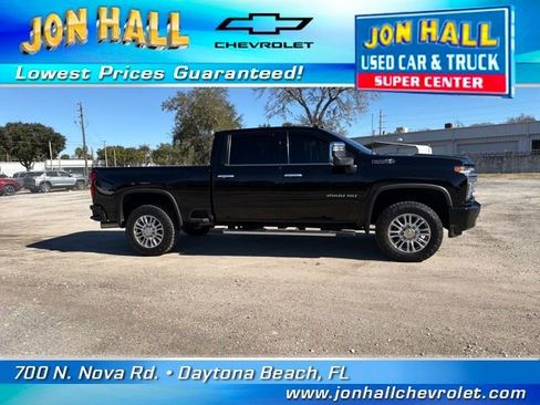 Used 2023 Chevrolet Silverado 2500 High Country w/ Safety Package II image 15