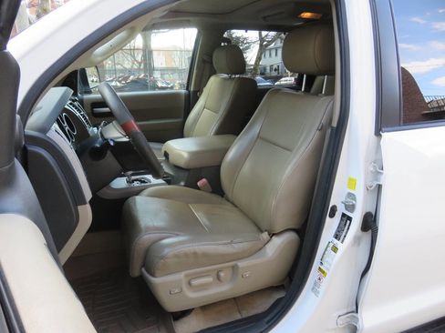 Used 2011 Toyota Sequoia Limited image 10