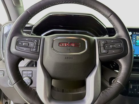 Used 2022 GMC Sierra 1500 SLT image 14